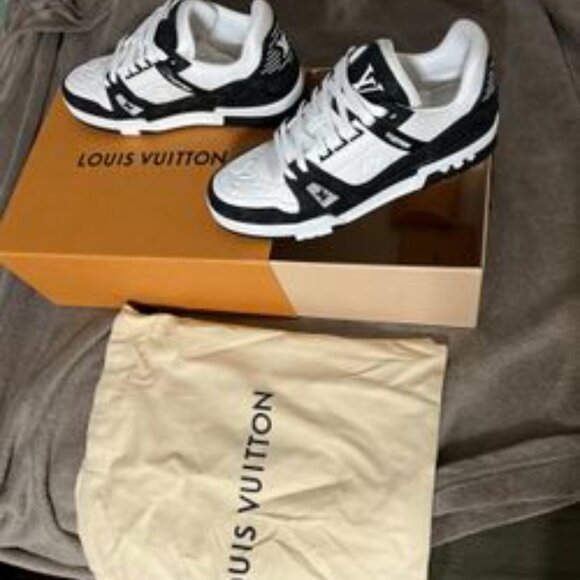 Louis Vuitton Trainer Black and White Denim Sneaker Mens Size 9 - Picture 3 of 3